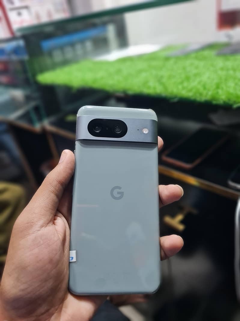 Google Pixel 8 0
