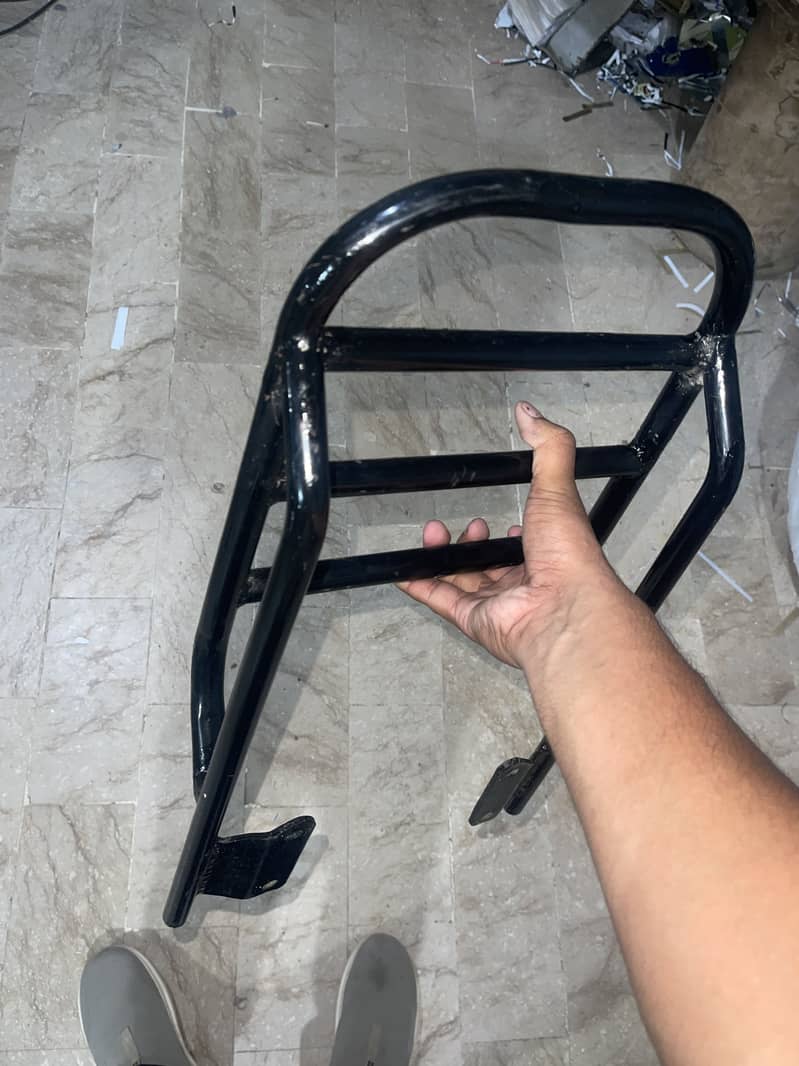 YAMAHA YBR SOLID CARRIER 0