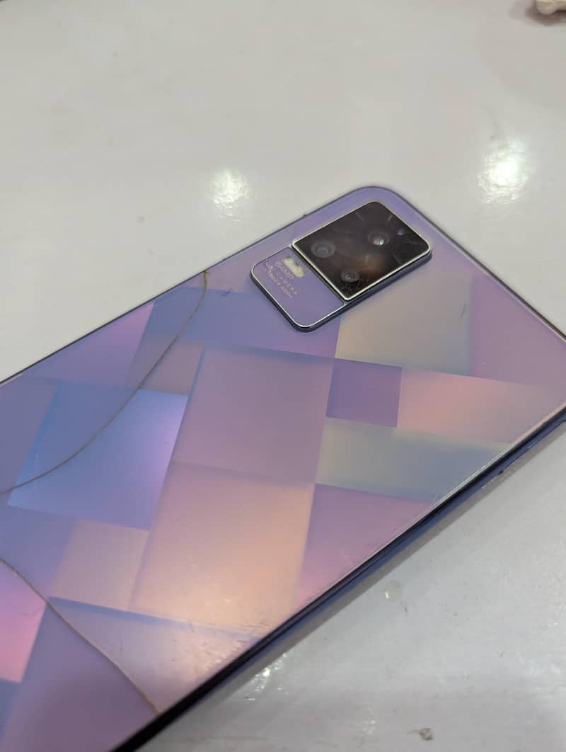 Vivo V21e 0