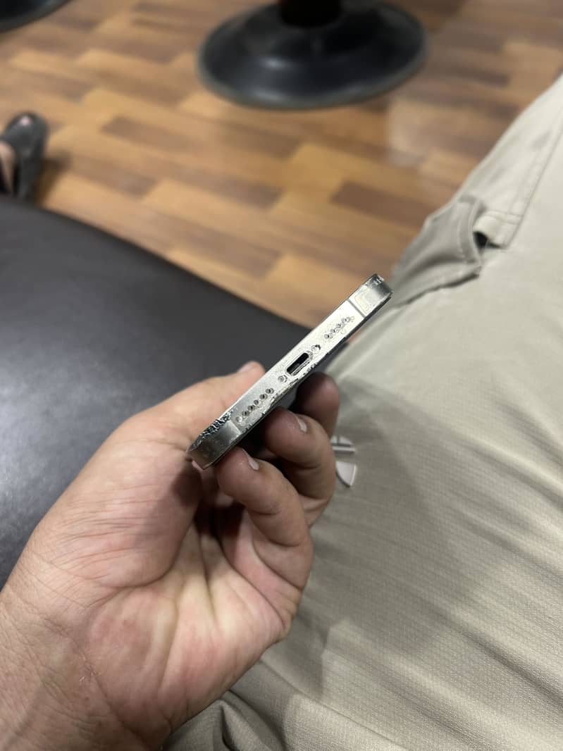 Apple iPhone 14 Pro Max 3