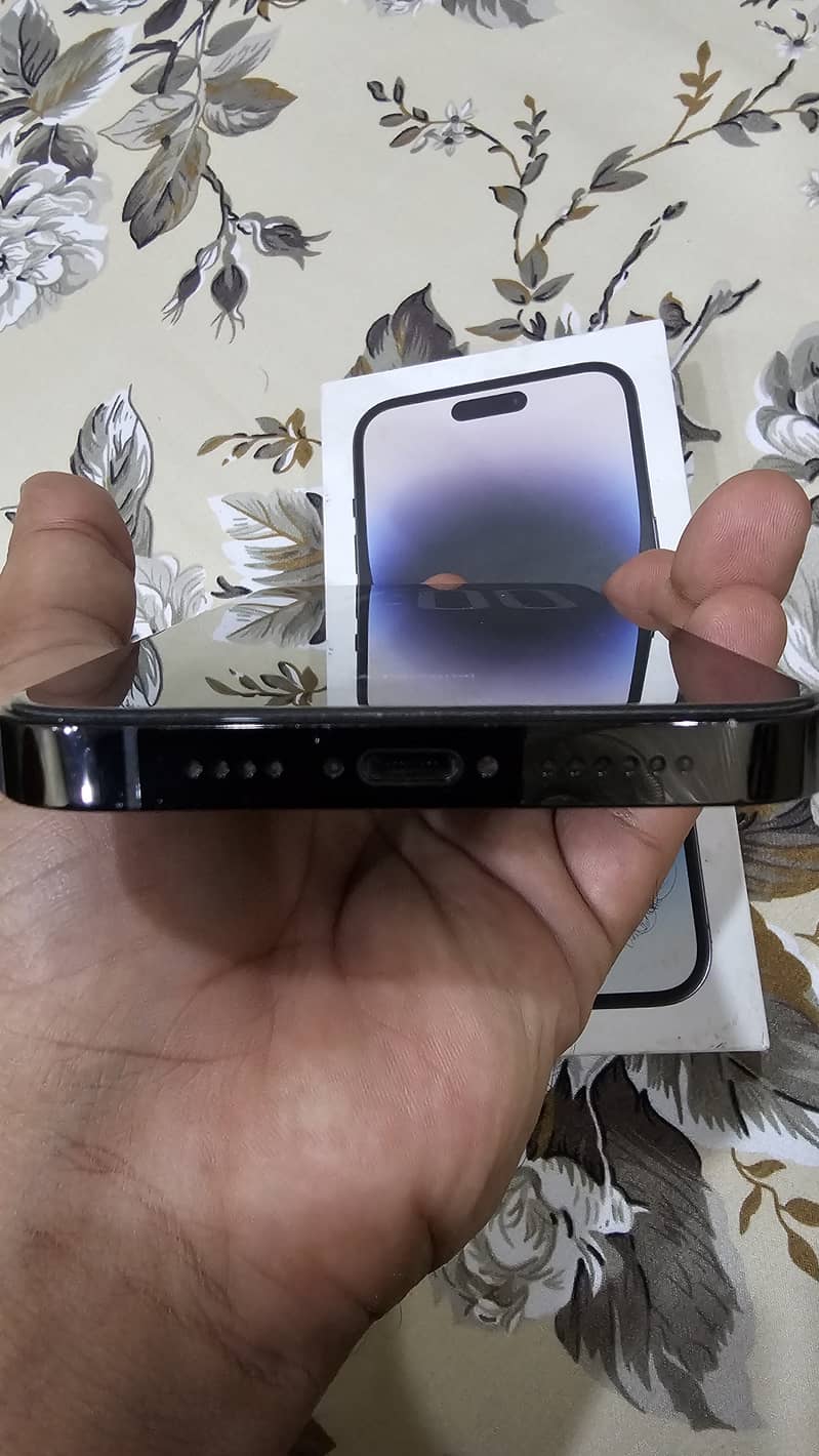 Apple iPhone 14 Pro Max 5