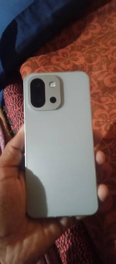 One Plus 13s 8/256. GB argent for sale