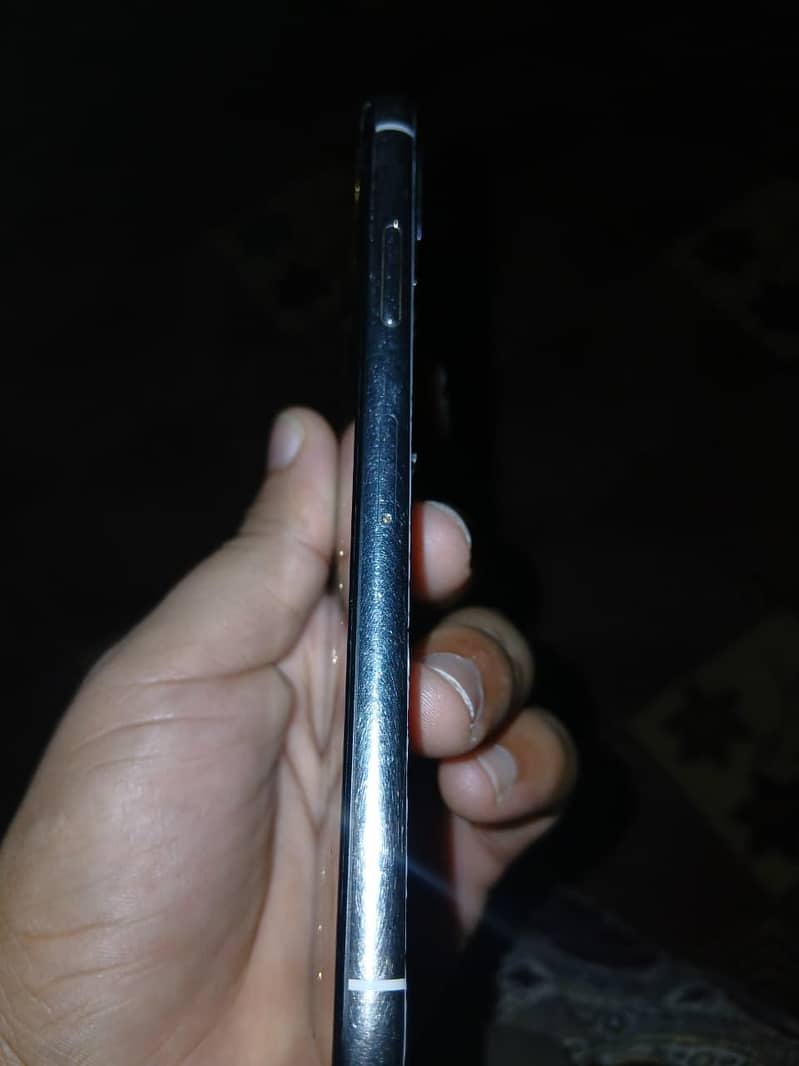 Apple iPhone X 6
