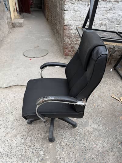 Office Tables & Chairs for Sale | 6ft & 4ft Tables | Lahore