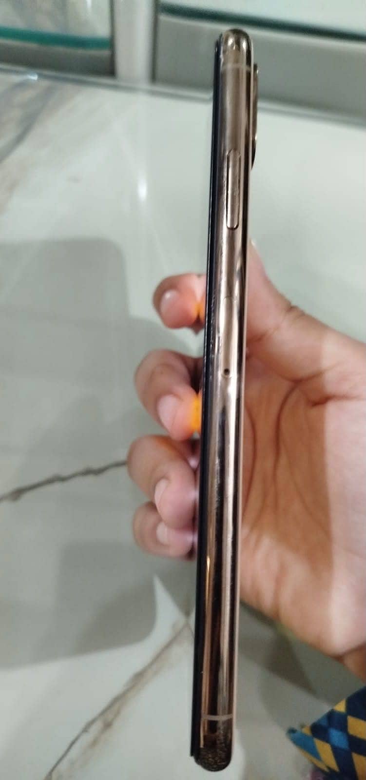 Apple iPhone XS Max 1