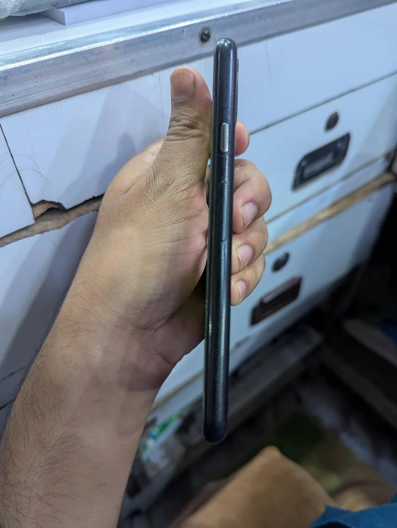 Google Pixel 5 Lush Condition 2