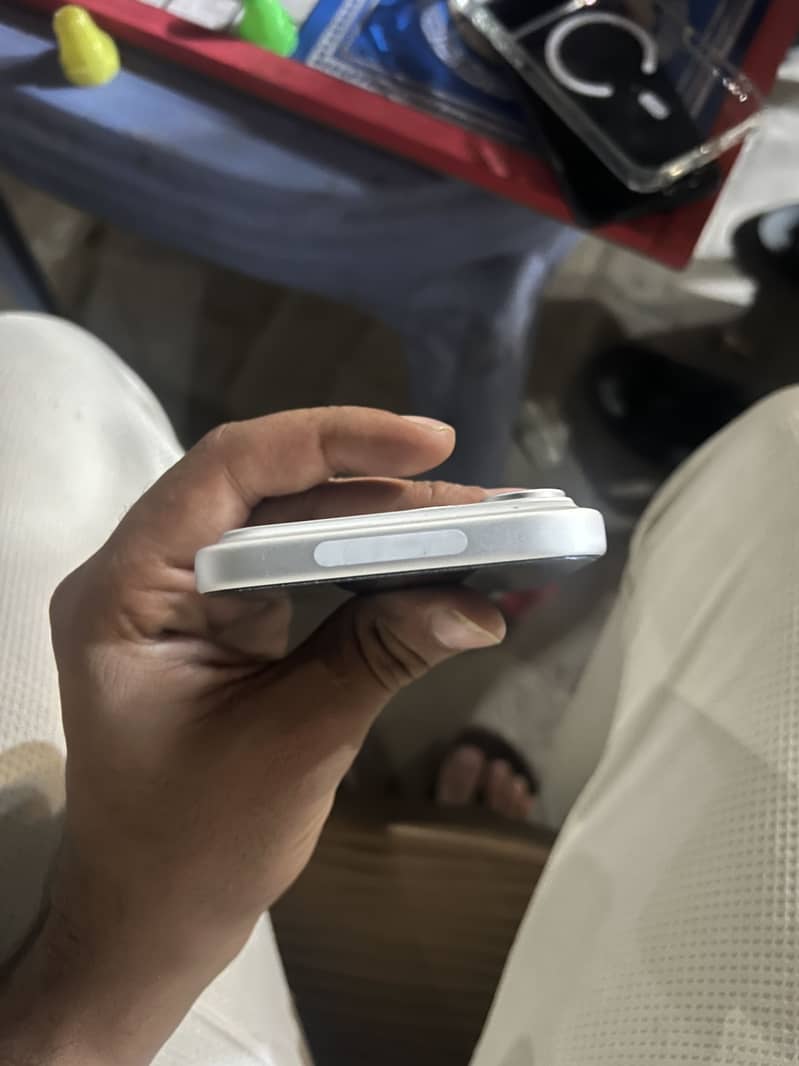 Apple iPhone 17 Pro Max 1