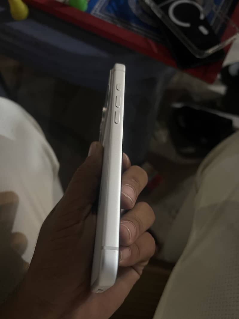 Apple iPhone 17 Pro Max 2