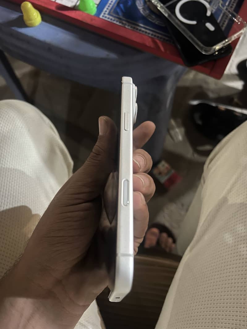 Apple iPhone 17 Pro Max 6