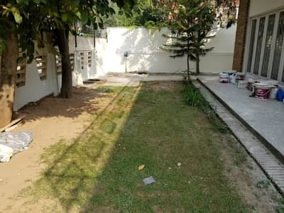 FULL HOUSE FOR RENT IN F-6