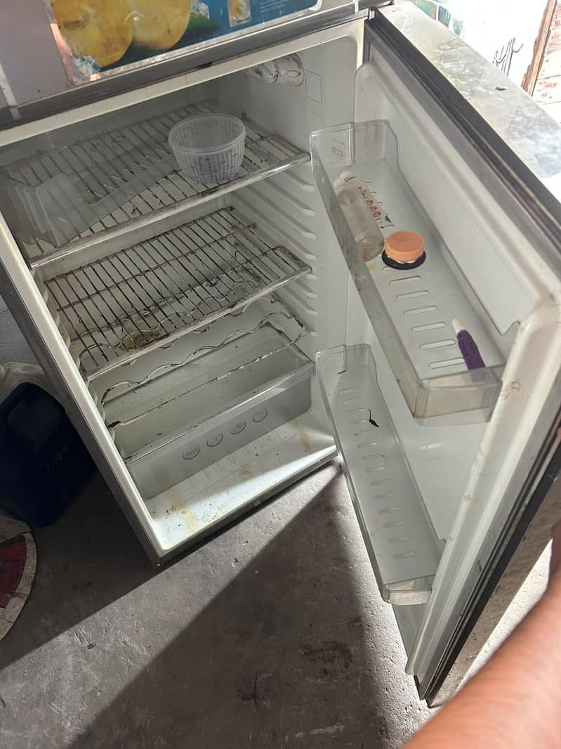 fridge 0