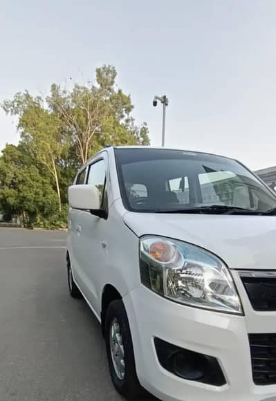 Suzuki Wagon R AGS 2023