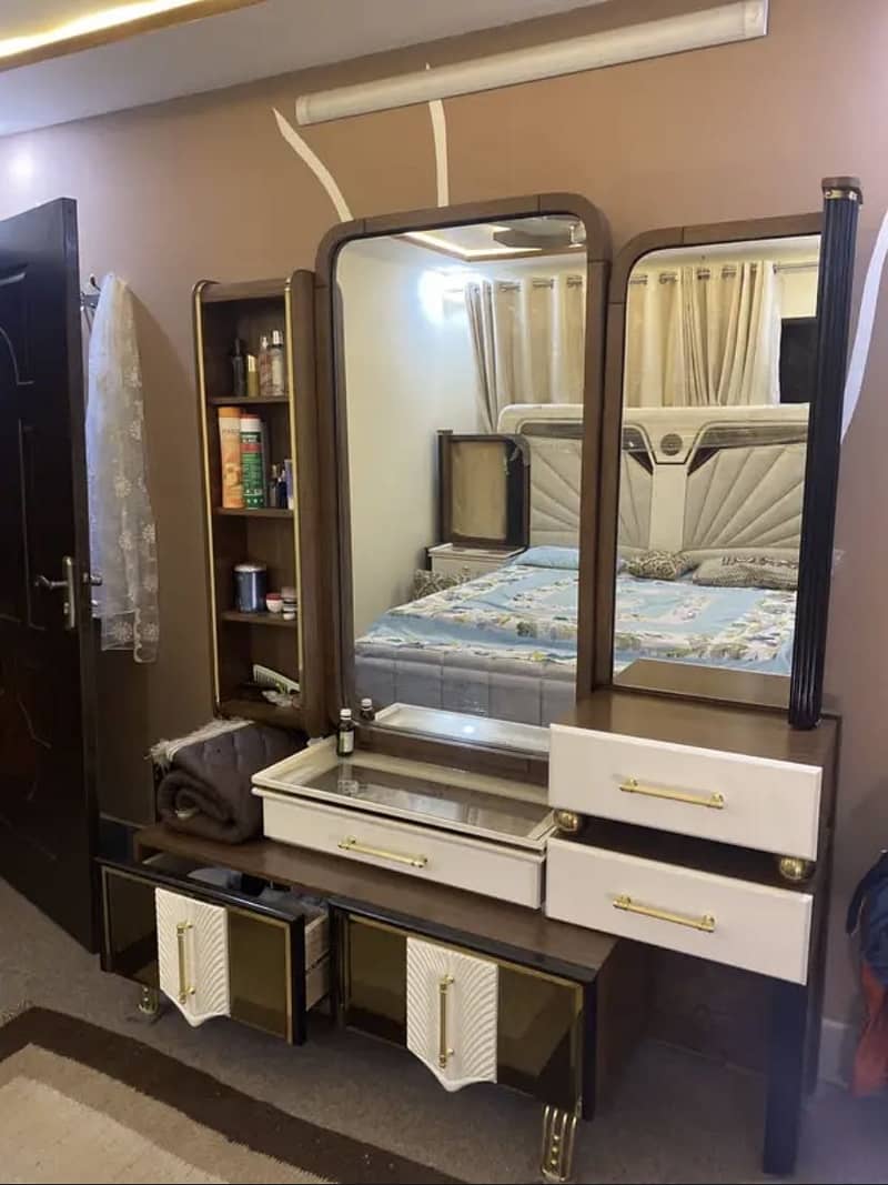 Furniture 2