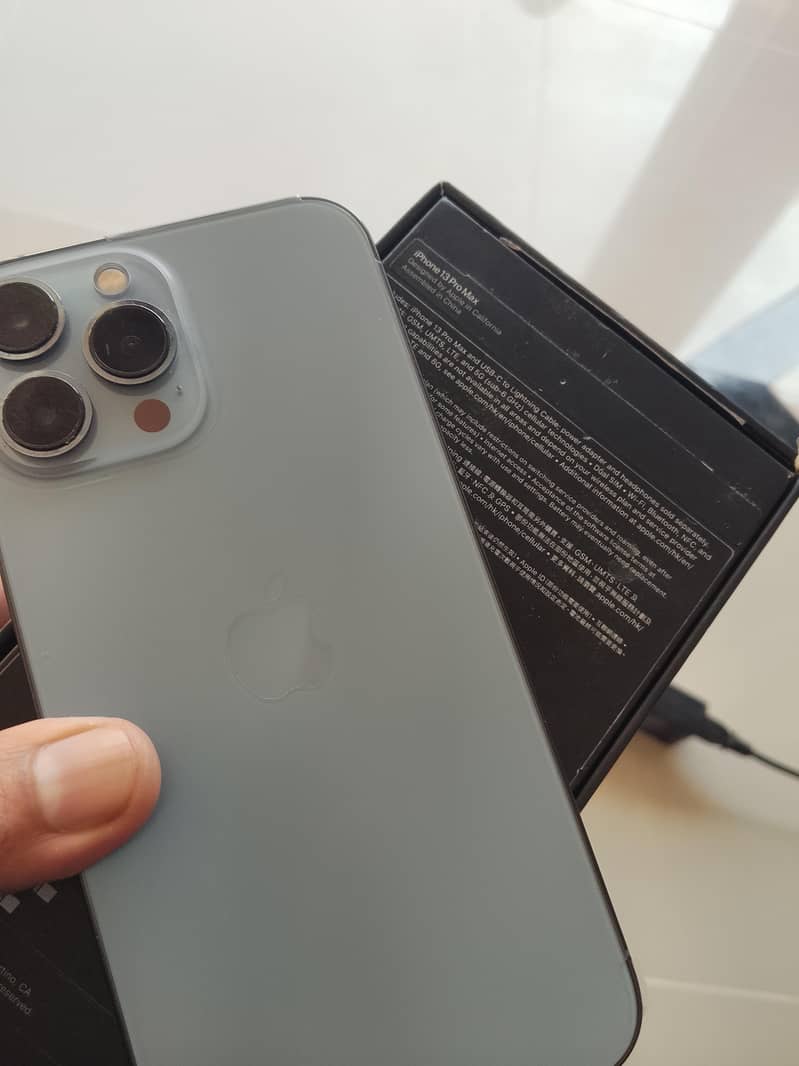 Apple iPhone 13 Pro Max 6