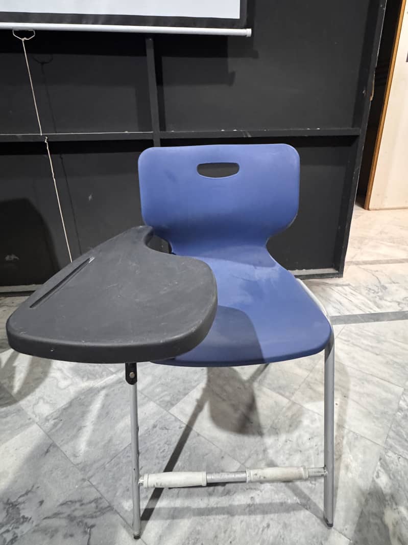 Study Chair 0