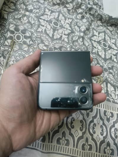 Samsung Mobile Z Flip 4