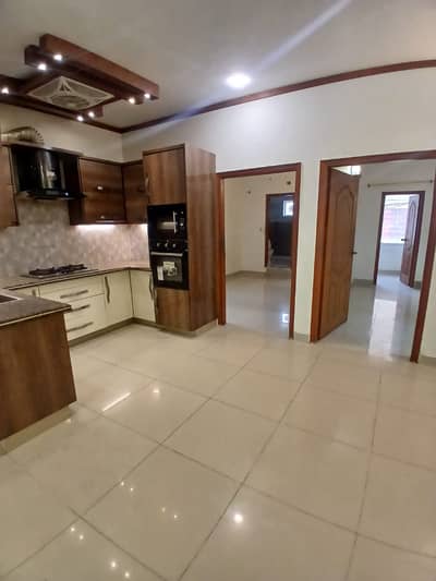 FOR SALE: 900 SQ FT APARTMENT (1ST FLOOR) BUKHARI COMMERCIAL, DHA PHASE 6, KARACHI