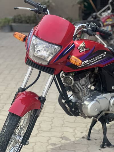 Honda deluxe cg 125 2018