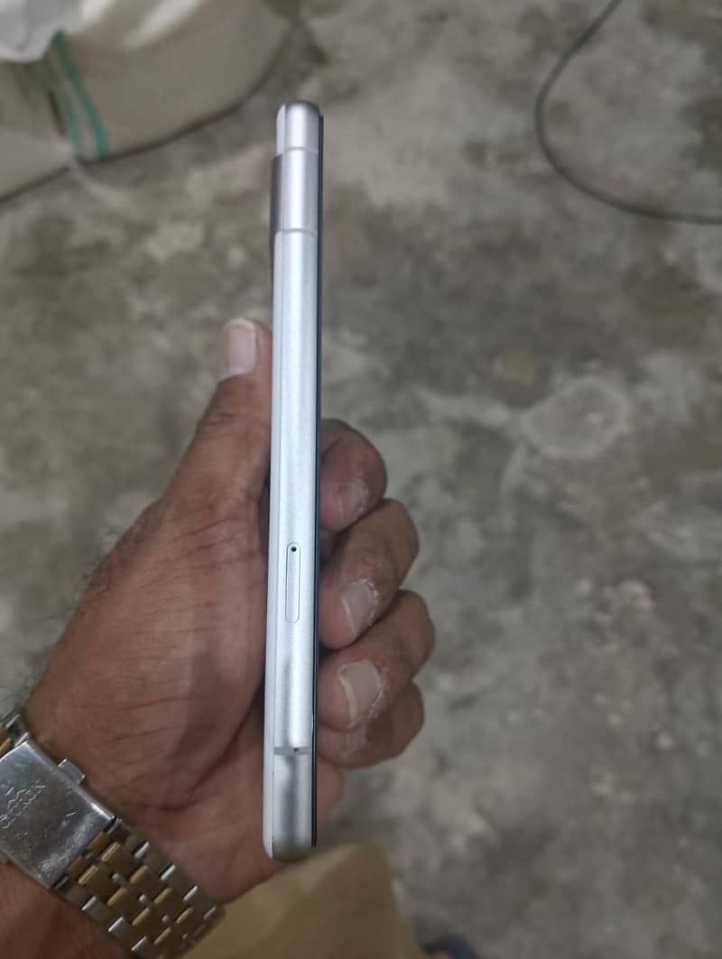 Google Pixel 7a 6
