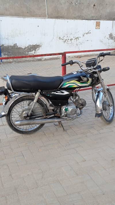 Honda 70 2023 model total genion 1st owner