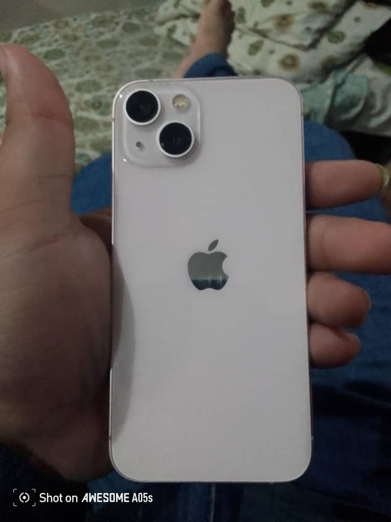 Apple iPhone 13 0