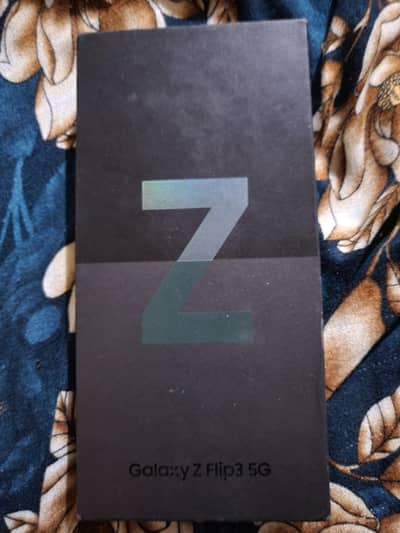 Samsung Mobile Z Flip 3
