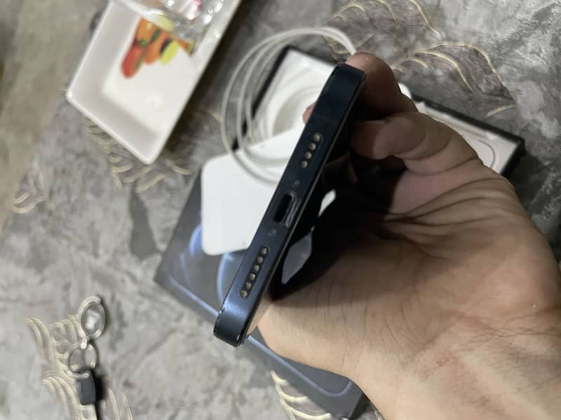 Apple iPhone 12 Pro Max 6