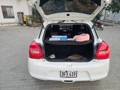 Suzuki Swift GLCVT 2022