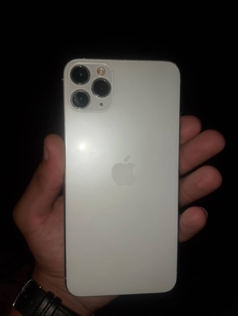Apple iPhone 11 Pro Max 0