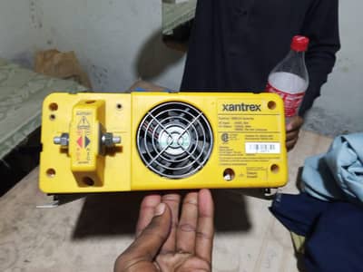 xantrex sine wave inverter 1800w made  taiwan with gift a havy bracker