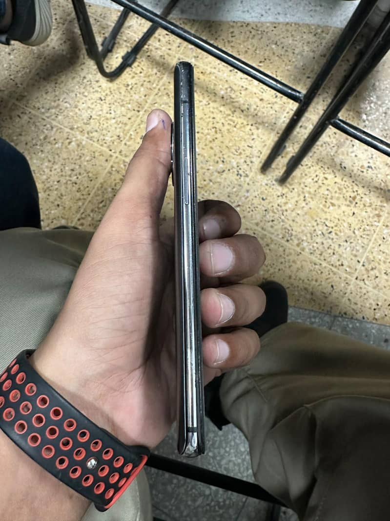 One Plus 7T 5