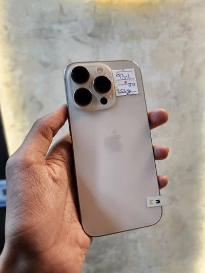 Apple iPhone 16 Pro Jv