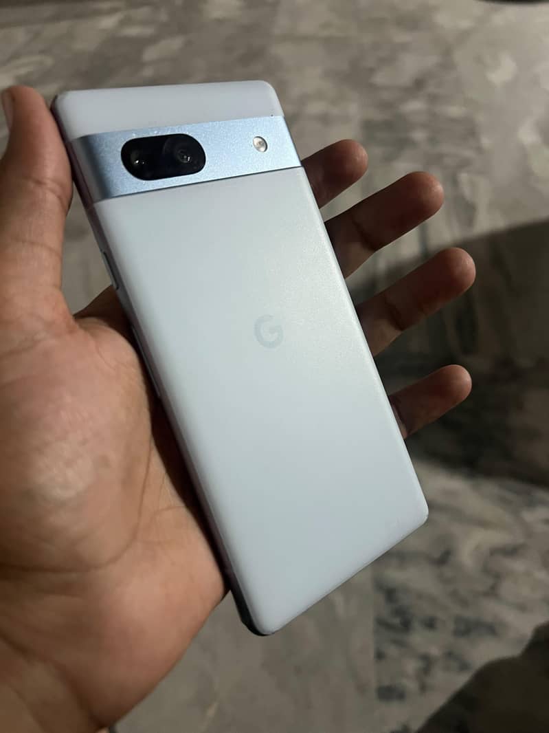 Google Pixel 7a 1