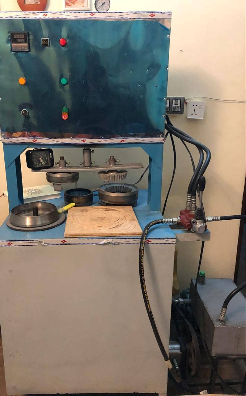 Paper plates making machine 0