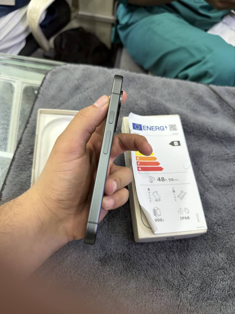 Google Pixel 11 5