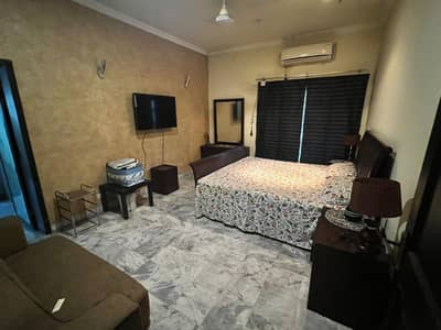 FOR SALE: LUXURY 1 KANAL RESIDENTIAL HOUSE BLOCK D, EME SOCIETY, LAHORE