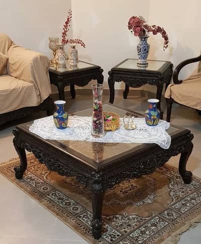 Elegant and beautiful Chiniot table with side tables set
