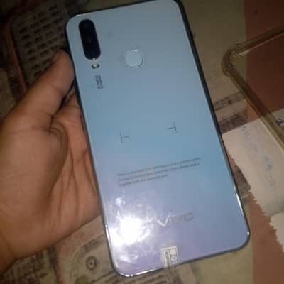 Vivo Y17