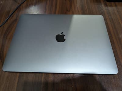 MacBook Air 2020 – i3 | 8GB RAM | 256GB SSD