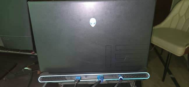 Alienware m15 R5 Ryzen 9 5900HX RTX 3070 8GB 32GB RAM 1.2TB SSD