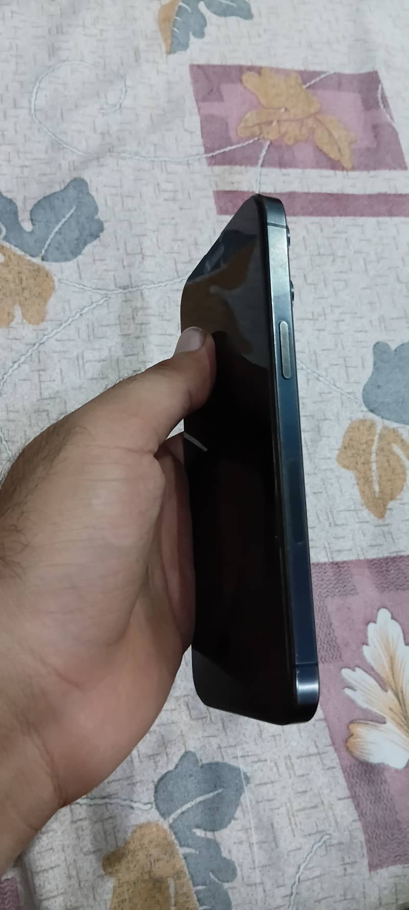 Apple iPhone 15 Pro Max 1