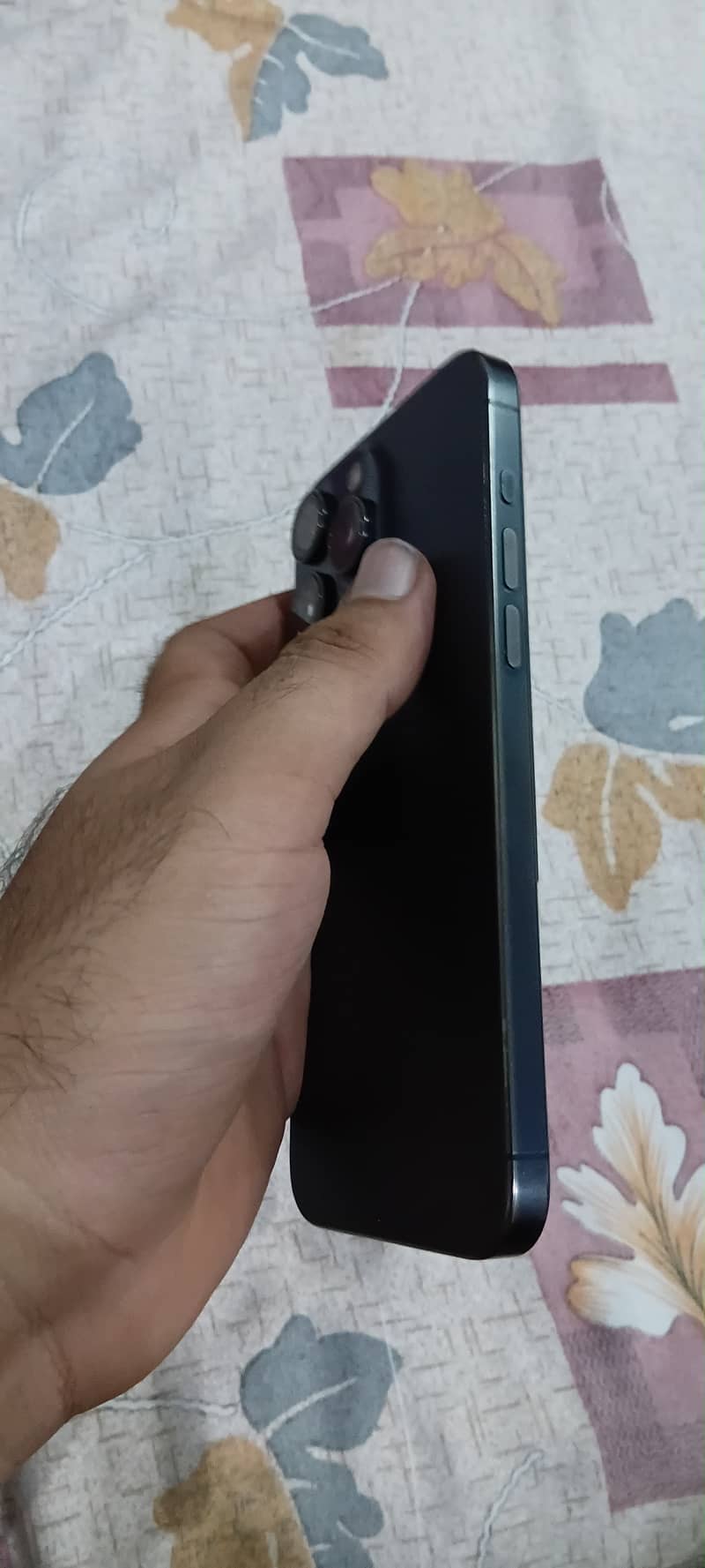 Apple iPhone 15 Pro Max 5