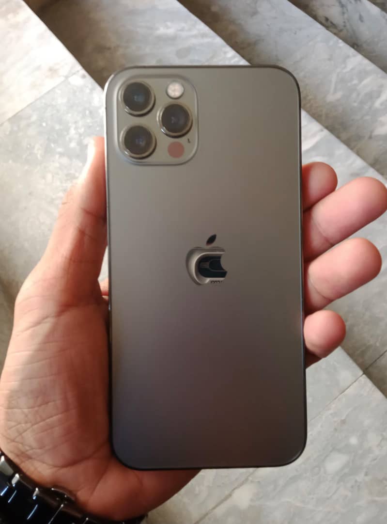 Apple iPhone 12 Pro 0