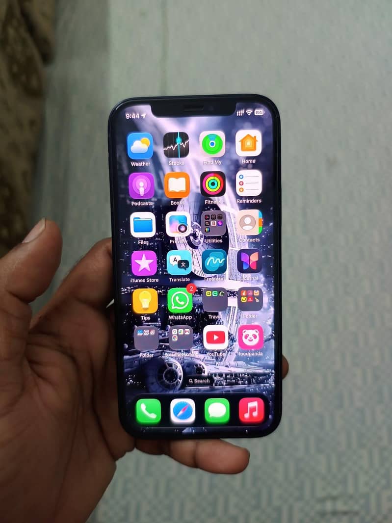 Apple iPhone 12 3