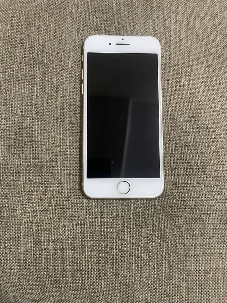 Apple iPhone 7 0
