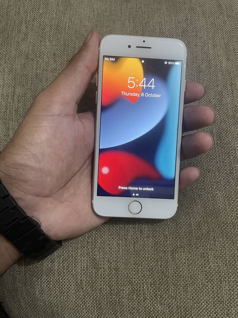 Apple iPhone 7 2