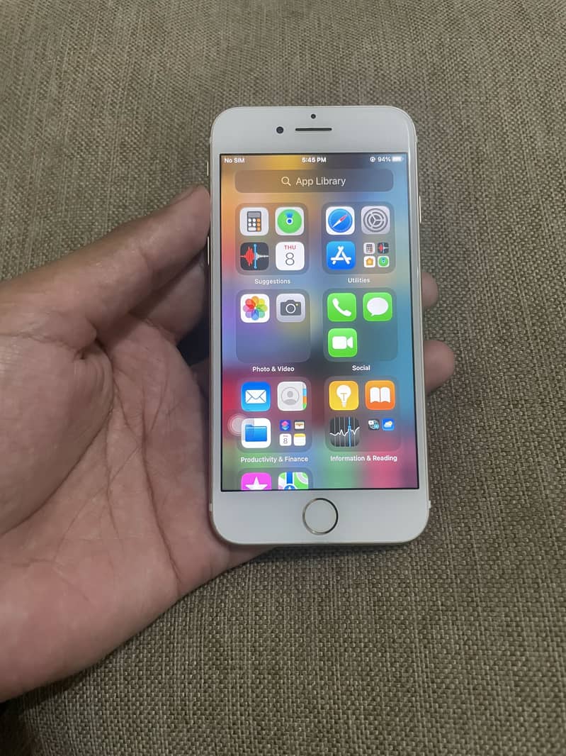 Apple iPhone 7 6