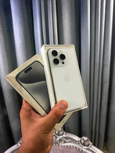 Apple iPhone 15 Pro Max