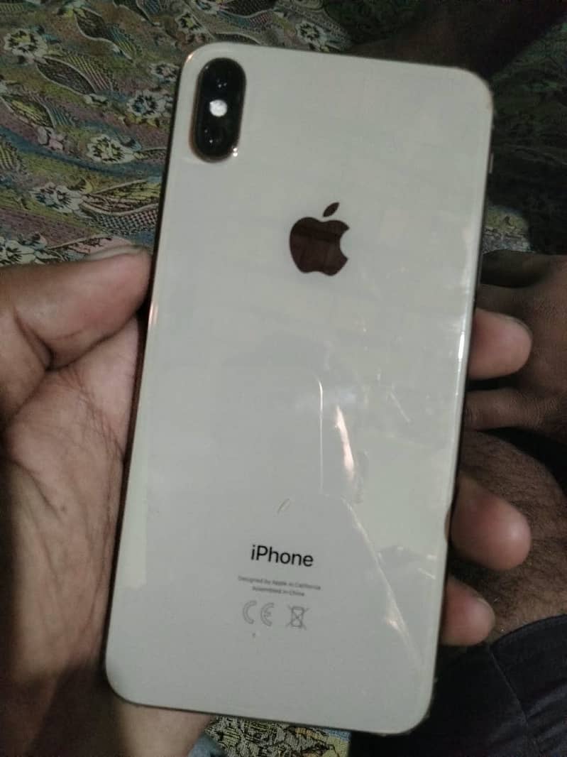 Apple iPhone XS Max 2