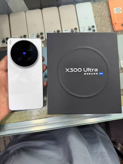 Vivo x300 ultra 16+1Tb complete box non pta
